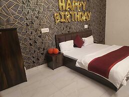 Syrus Hotel