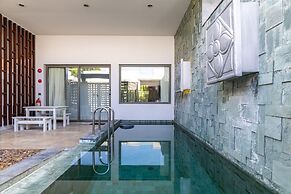 Phuket Moonlit Bay Seaview Resort&Spa