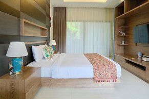Phuket Moonlit Bay Seaview Resort&Spa