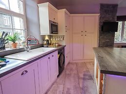 1 The Old Coach House