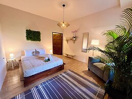 Zen Zaru Beautiful Hidden Hotel