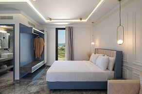 Acropol Golden Suites