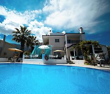 Aegli Hotel Studios