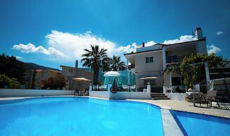 Aegli Hotel Studios