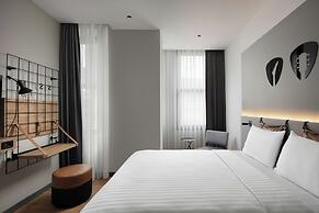 Moxy Istanbul Taksim