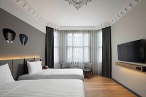 Moxy Istanbul Taksim