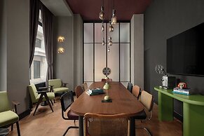 Moxy Istanbul Taksim