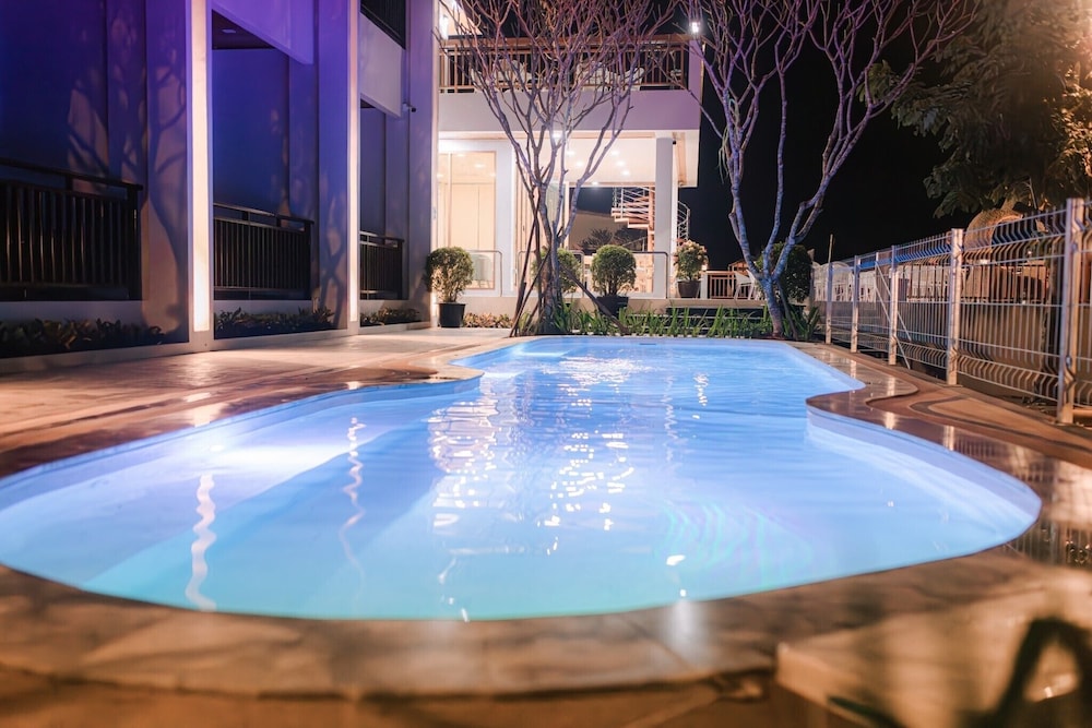 Sand & River Hotel
