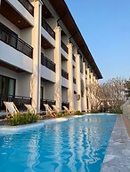 Sand & River Hotel