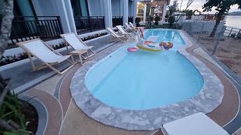 Sand & River Hotel