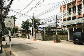 The Ten Hotel Thippanate