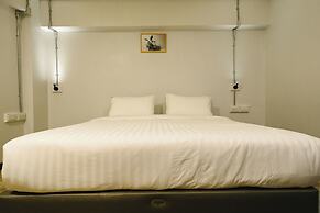 The Ten Hotel Thippanate