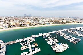 Modern 3BR Maid at the Palm w Pool and Gym