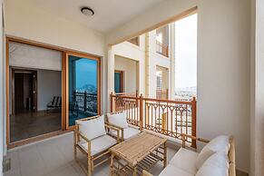 Modern 3BR Maid at the Palm w Pool and Gym