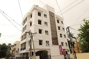 Shree Service Apartment