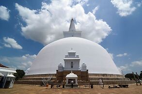 Kassapa Lion Rock