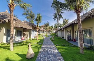 Coco Cottage Beachfront Resort