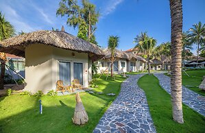 Coco Cottage Beachfront Resort