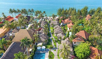 Coco Cottage Beachfront Resort