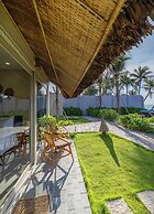 Coco Cottage Beachfront Resort