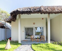 Coco Cottage Beachfront Resort