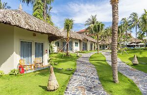 Coco Cottage Beachfront Resort
