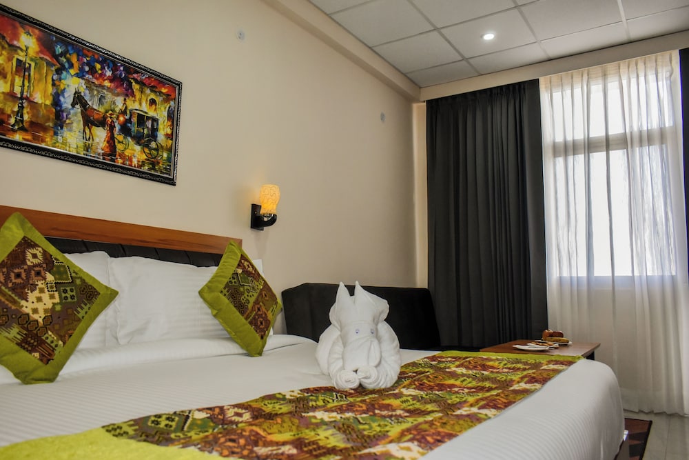 Ai 360 Degree Hotel Lansdowne