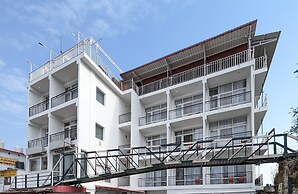 Ai 360 Degree Hotel Lansdowne