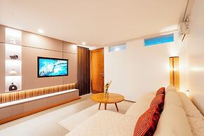 Villa Casanaya Pererenan Canggu