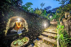 Yoga Maya Villa