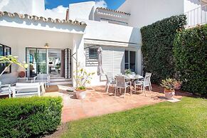 Elegant Duplex House - Aloha Golf