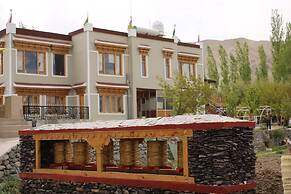 Chomal Cottages
