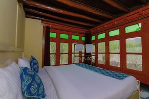 Chomal Cottages