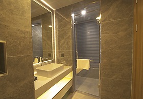 Elite Hotel