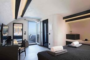 ArmonOia Suites Santorini