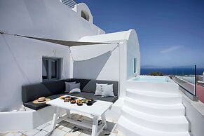 ArmonOia Suites Santorini