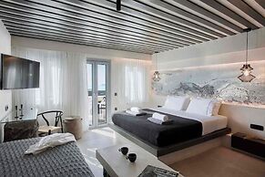 ArmonOia Suites Santorini