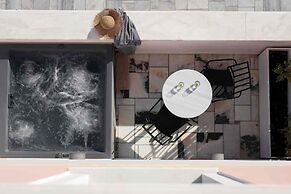 ArmonOia Suites Santorini