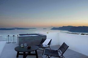 ArmonOia Suites Santorini