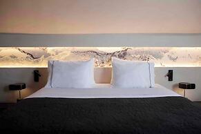 ArmonOia Suites Santorini