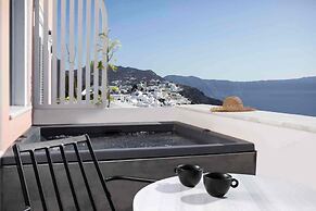 ArmonOia Suites Santorini