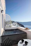 ArmonOia Suites Santorini