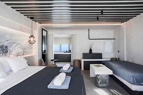 ArmonOia Suites Santorini