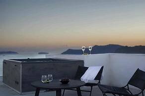 ArmonOia Suites Santorini