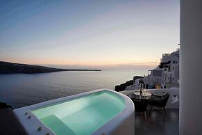 ArmonOia Luxury Caves