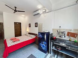 Studio Arambol Hideaway R4 by Mukund Sadan Arambol