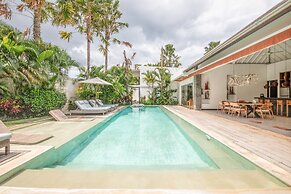 Swiss 2 Villa in Dalung