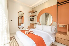 Mateo Villa Marvelous 6BR 2 Mins to Beach