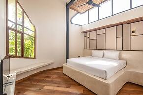 BAZ Villa 13 Studio 3 Opulent 1-br Loft With Art Deco Shared Pool