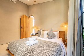 Villa Serai 5br to the Beach